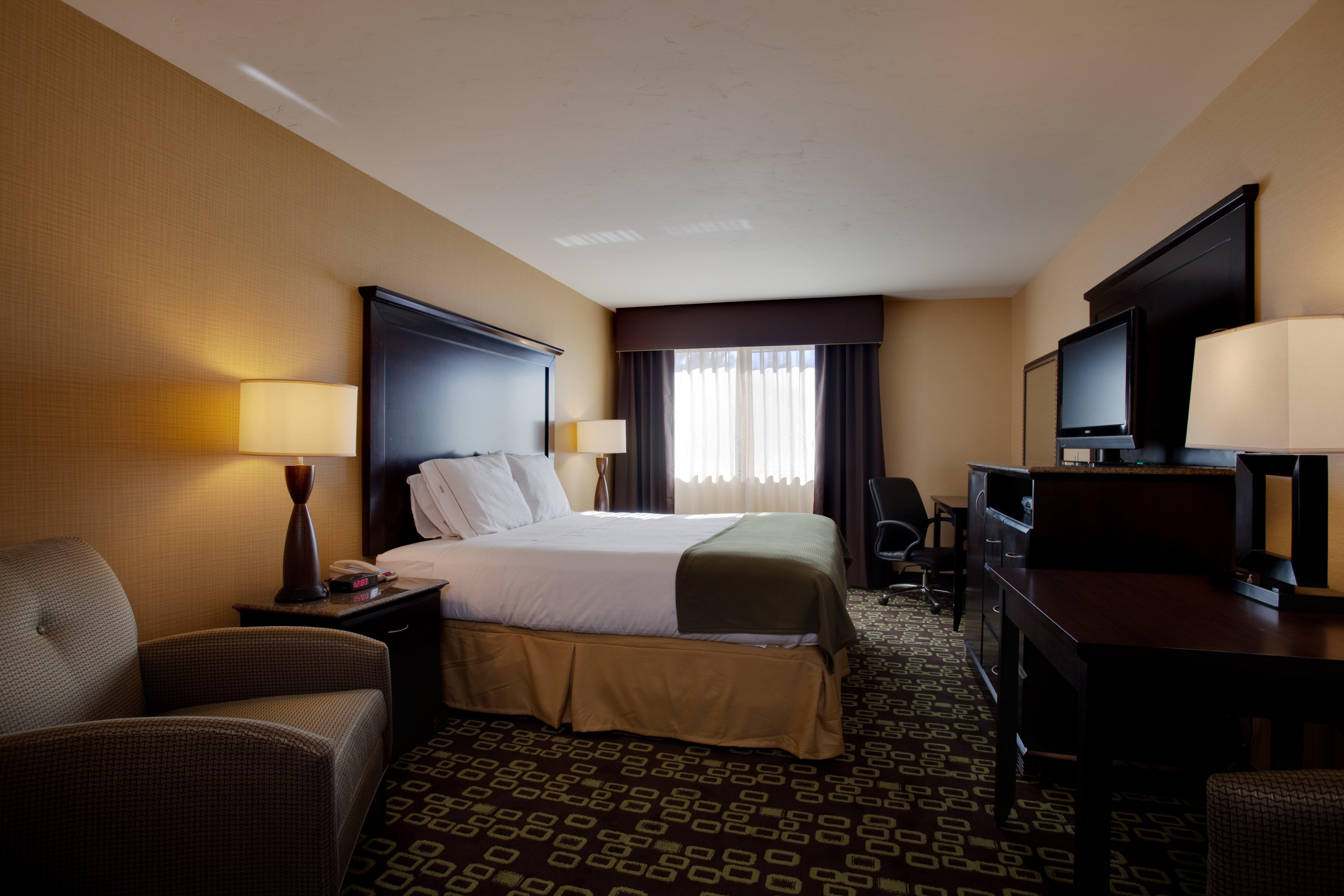 Holiday Inn Express Hotel & Suites Woodland Hills By Ihg Los Ángeles Exterior foto