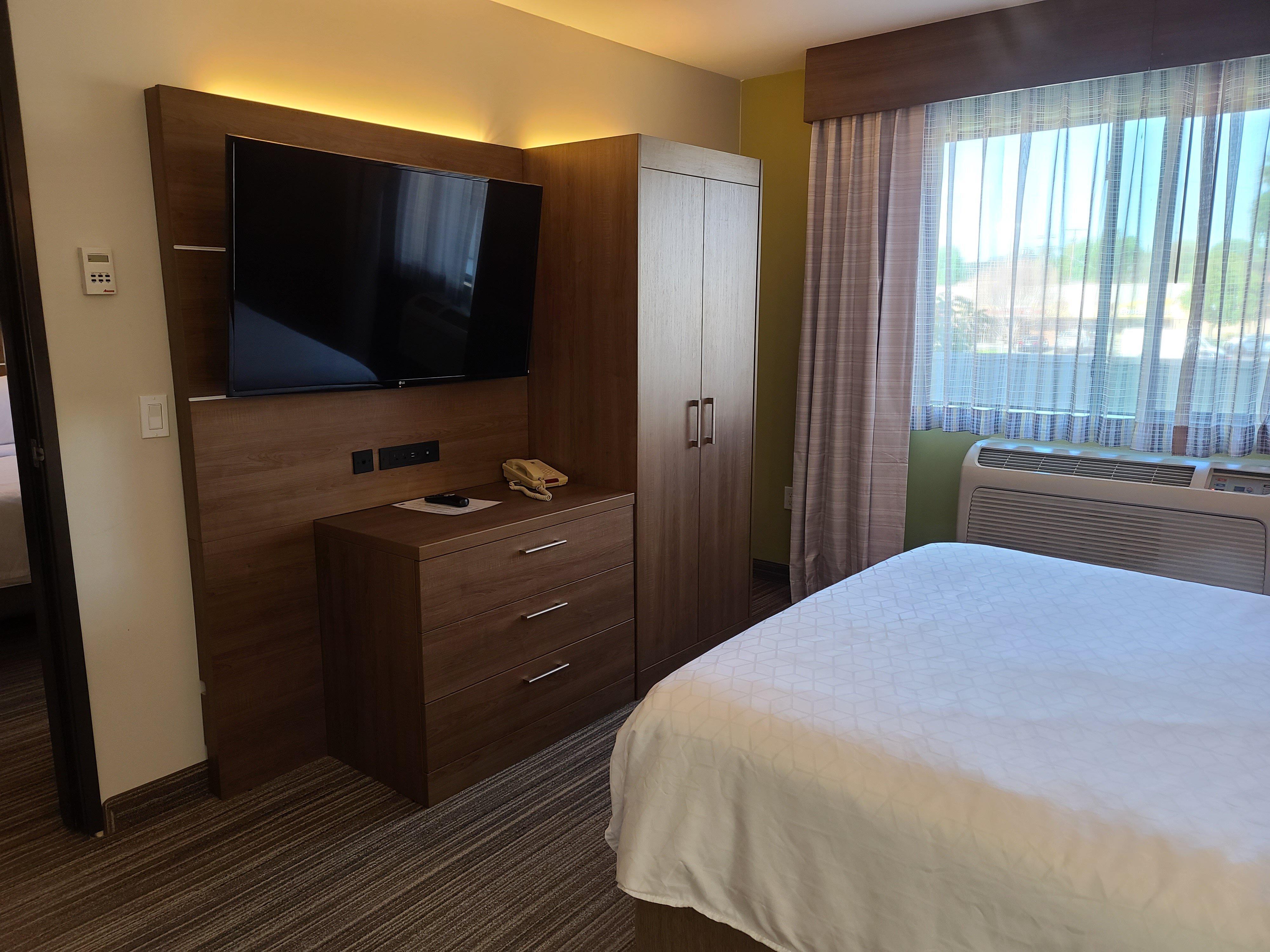 Holiday Inn Express Hotel & Suites Woodland Hills By Ihg Los Ángeles Exterior foto
